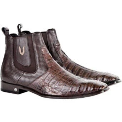 Roberto@rrwesternwear.com